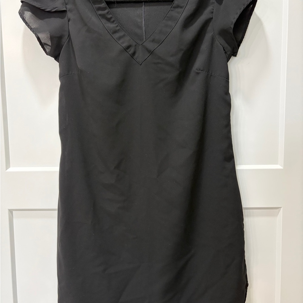 Japna Sleek Elegant Staple Little Black V-Neck Dress